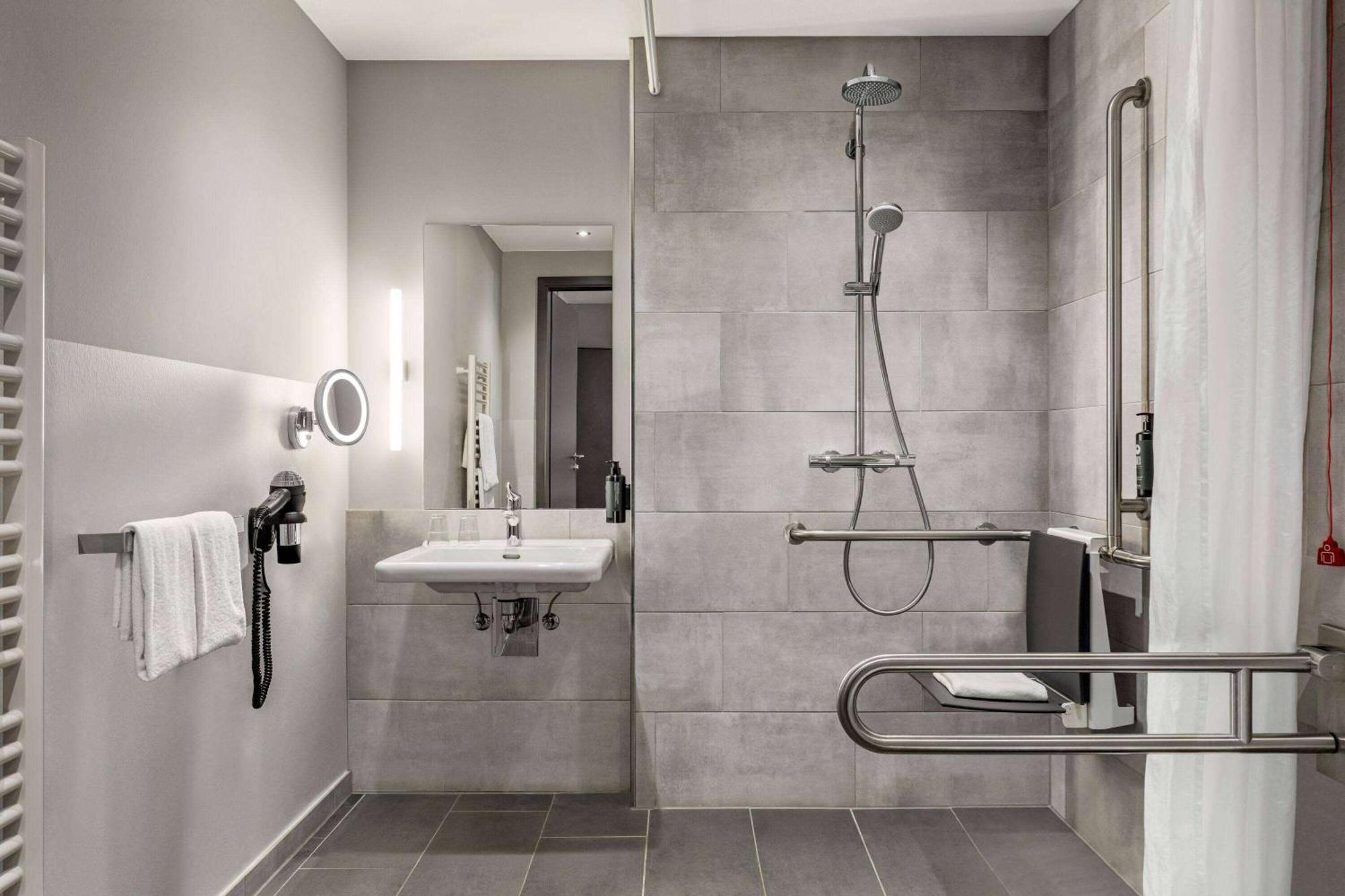 Vienna House Easy By Wyndham Bremen City Apartments Εξωτερικό φωτογραφία